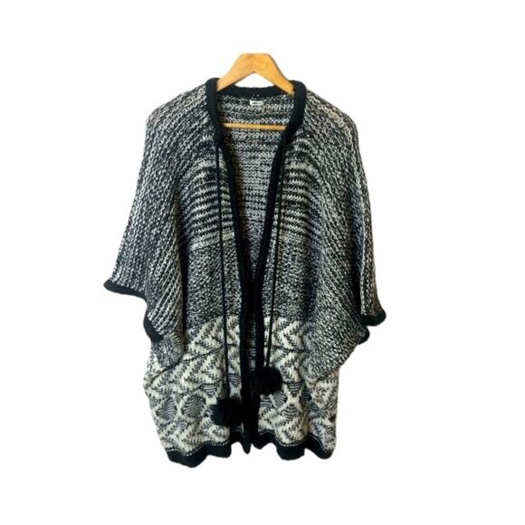 Aerie Sweater Women’s Wool Poncho Southwest Oversized Boho Bohemian Chunky - Picture 1 of 13